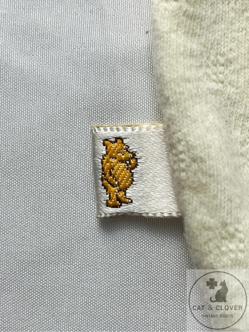 Classic Pooh Vintage Disney Heyman Corp Cream Embroidered Romper & Hat Set 3M